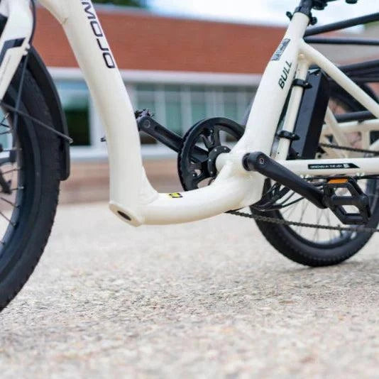 Electric Tricycle designed for efficient cargo transport, ideal cargo trike solution for urban delivery and eco-friendly logistics.