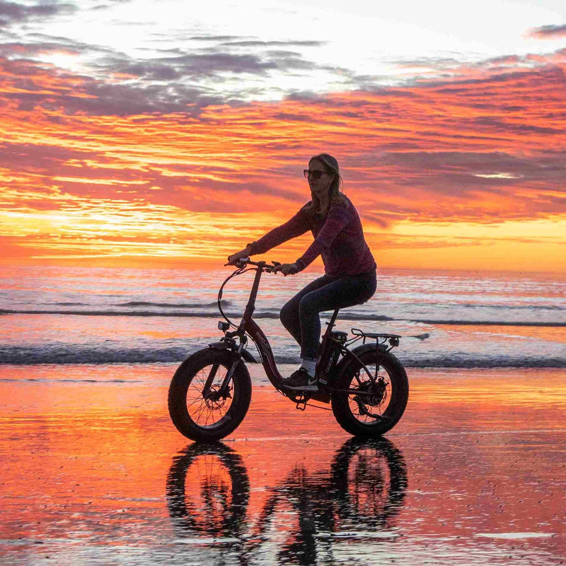 Folding Ebike 750W Step Thru Electric Bike for Urban Commuting and Easy Storage