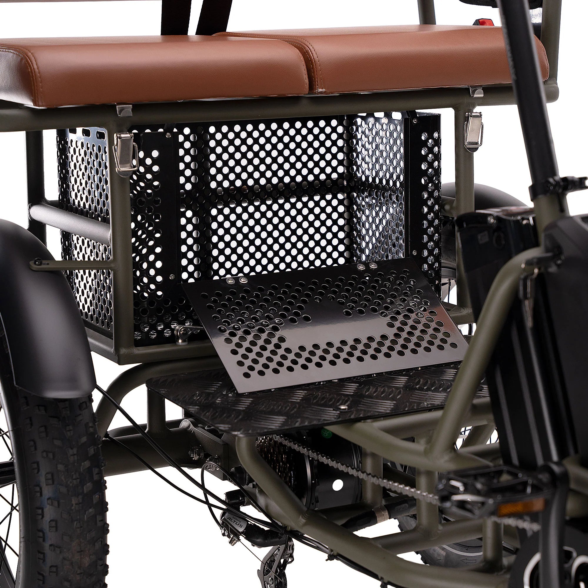 OH WOW Conductor 4/3 Rear Drive Motor Rickshaw E-Tricycle