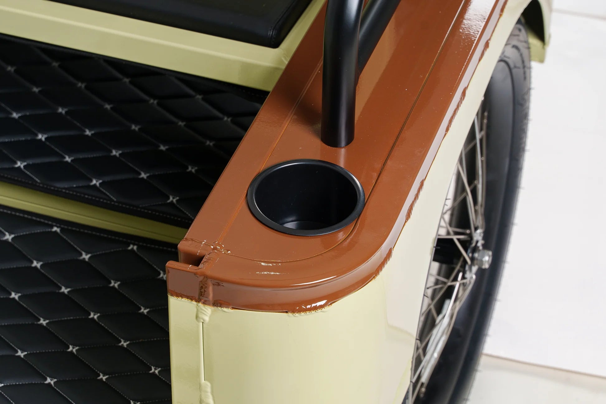 OH WOW Conductor Plus Rickshaw | Electric Scooter | Wagon Premium | E-Trike